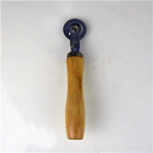 Wooden handle roller